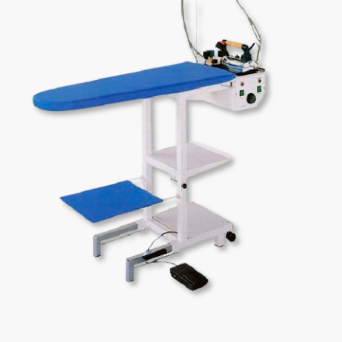 Mesa de planchado con caldera de 2 litros COMELUX C