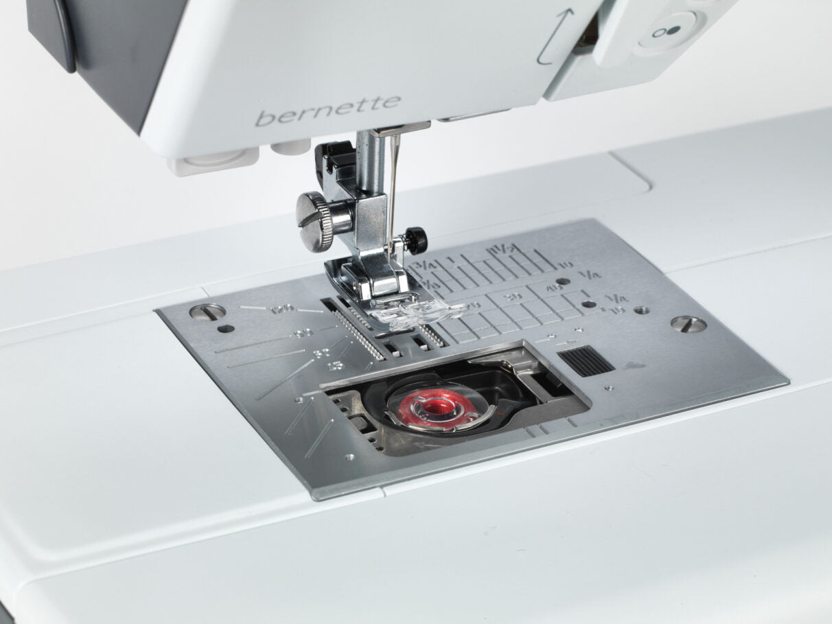 máquina de coser bernette b38